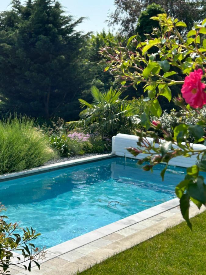 La Glycine B&B Sainte-Colombe  Eksteriør billede